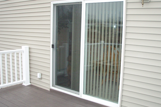 Sanger-screen-door-repair